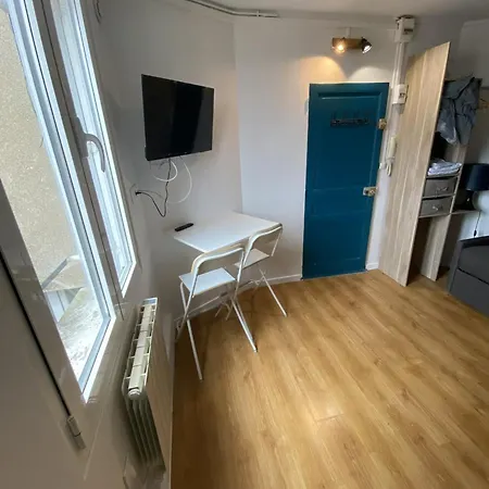 Beau Studio Tout Confort En Hyper Centre Limoges Exterior photo